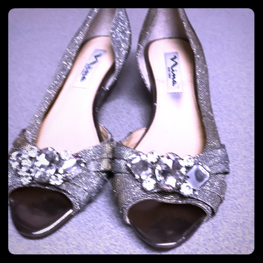 Dress shoes